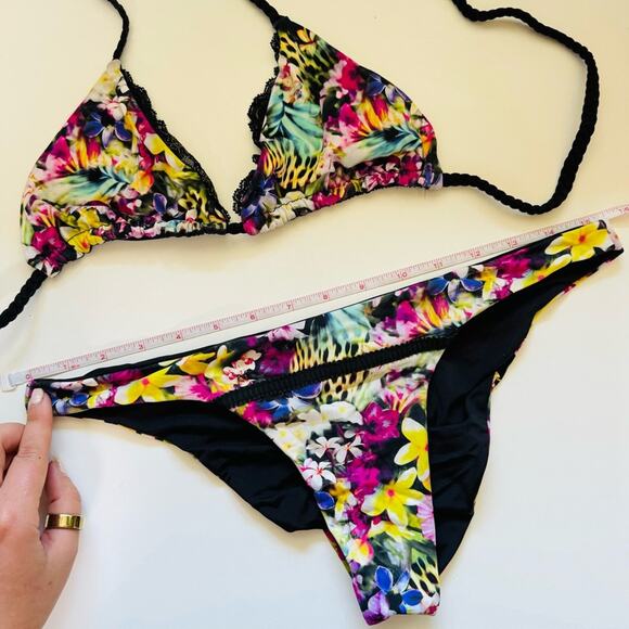 BEACH BUNNY Black Pink Floral Print Panama Reversible Strappy Cutout Bikini L - Picture 7 of 8